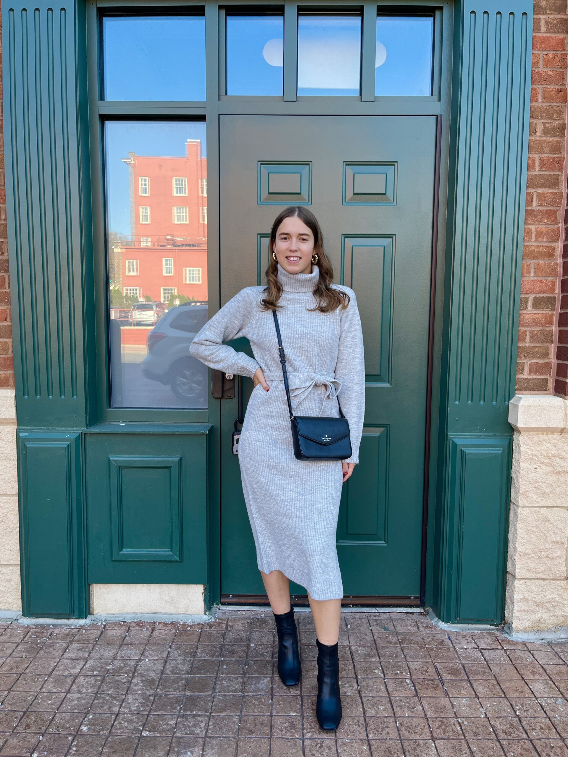 4 CHIC FALL OUTFIT IDEAS FROM LULUS - Styled by Eveliina